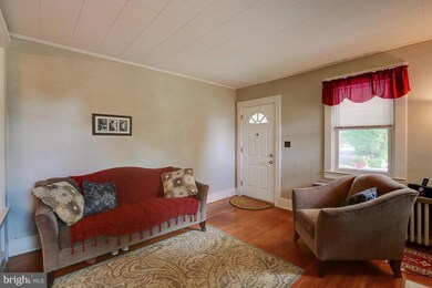 2805 Pinewood Ave, Baltimore, MD 21214 - photo 6