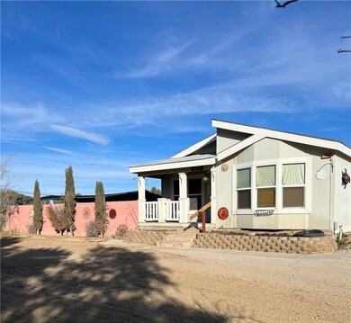 2940 58th St W, Rosamond, CA 93560 - photo 2