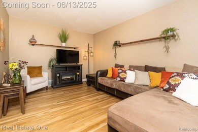Beautiful Hardwood flooring.