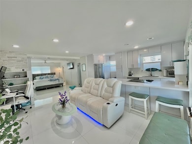 310 S Broadwalk unit B3, Hollywood, FL 33019 - photo 6