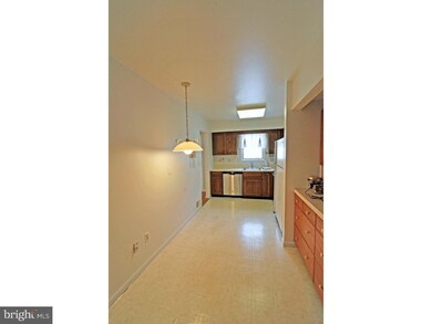 1747 W Chester Pike unit 31, Havertown, PA 19083 - photo 6