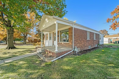 16546 Philomene Blvd, Allen Park, MI 48101 - photo 3