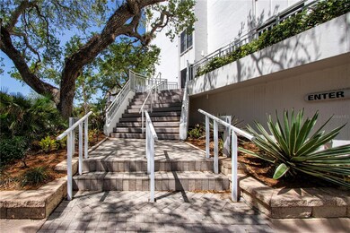 1255 E Peppertree Dr unit 506, Sarasota, FL 34242 - photo 5