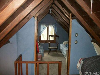 JACK AND JILL STYLE LOFT BEDROOMS 