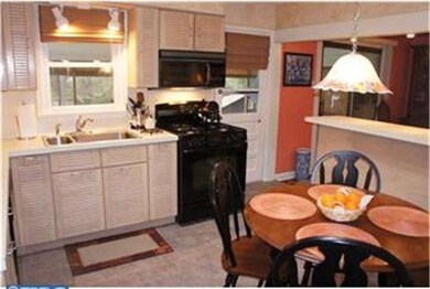 122 Fairhill Rd, Morton, PA 19070 - photo 7