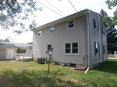 8509 Dewey St, Crown Point, IN 46307 - photo 6