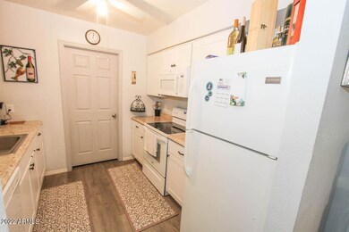 13815 N 30Th Dr-7