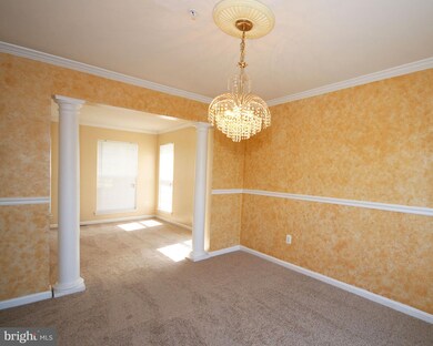 7105 Silverton Ct, District Heights, MD 20747 - photo 4