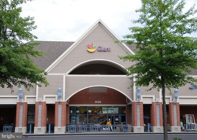 1211 Heritage Commons Ct, Reston, VA 20194 - photo 6