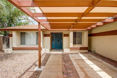 704 W Temple St, Chandler, AZ 85225 - photo 5