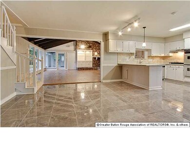BREAKFAST/KEEPING/KITCHEN