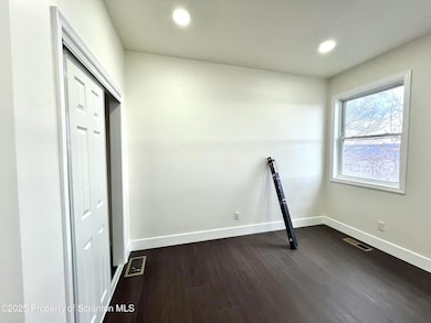 105 Parkdale Dr, Dickson City, PA 18519 - photo 6