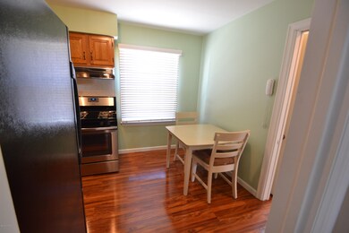 1015 Lockridge Dr NE, Grand Rapids, MI 49505 - photo 6