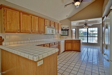 5718 W Abraham Ln 5 (1600x1069)