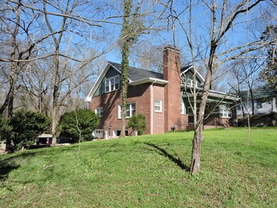304 S Irwin St, Manchester, TN 37355 - photo 2