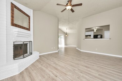 7007 Greenyard Dr, Houston, TX 77086 - photo 5