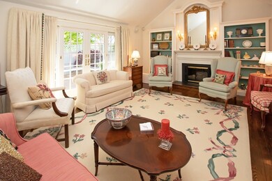 20 Floret Cir, Hingham, MA 02043 - photo 2