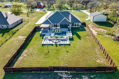 195 Elliott Ln, Springtown, TX 76082 - photo 4