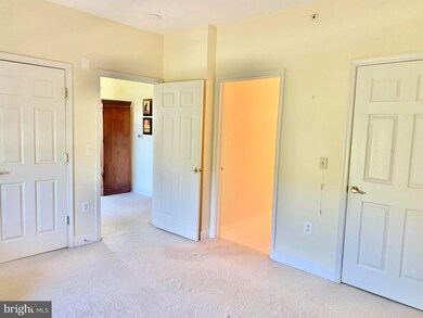 11924 Darnestown Rd, Gaithersburg, MD 20878 - photo 6
