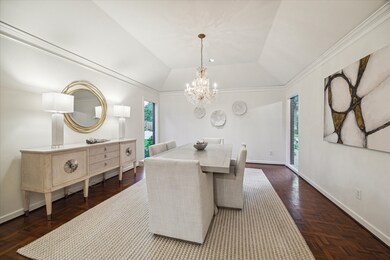 290 Knipp Rd, Houston, TX 77024 - photo 7