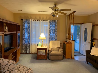 1131 Lloyd St, Scranton, PA 18508 - photo 5