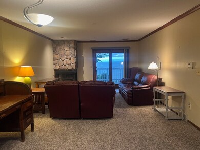 Living Room / Dining Area - 23' x 14'