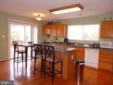 717 Blossom Tree Rd, Culpeper, VA 22701 - photo 3