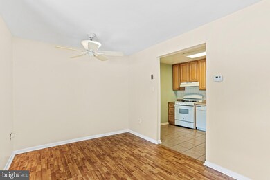 9220 Bridle Path Ln unit L, Laurel, MD 20723 - photo 7
