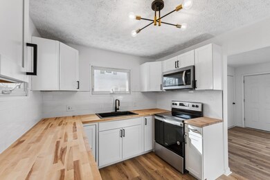 20-web-or-mls-96-s-weyant-ave