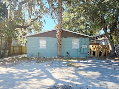 8204 N 13th St, Tampa, FL 33604 - photo 4