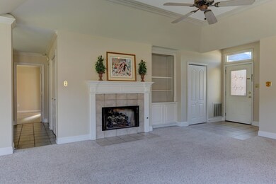 Crest Circle-8