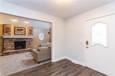 370 Eldridge Rd, Aurora, OH 44202 - photo 5