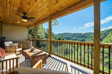 3730 Ivy Way, Sevierville, TN 37876 - photo 2