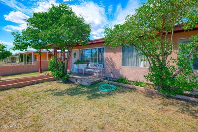 14104_108 Graham Drive