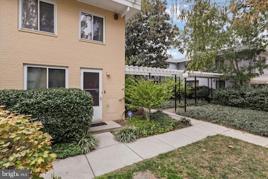 813 3rd St SW unit 317, Washington, DC 20024 - photo 5