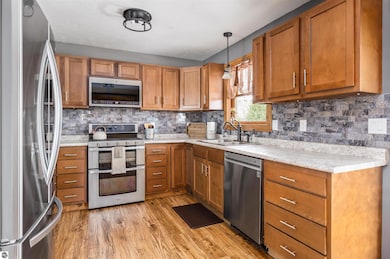 6405 E Allgaier Rd, Traverse City, MI 49684 - photo 5