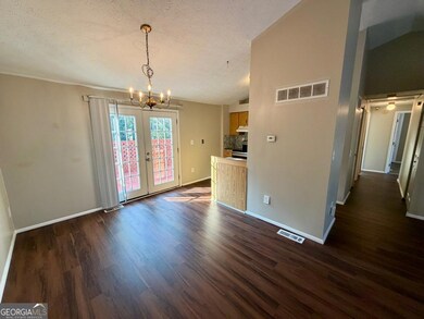 6091 Raintree Bend, Lithonia, GA 30058 - photo 4