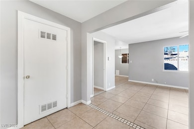 4504 Nolan Ln, Las Vegas, NV 89107 - photo 5