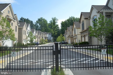 8212 River Quarry Place, Bethesda, MD 20817 - photo 3