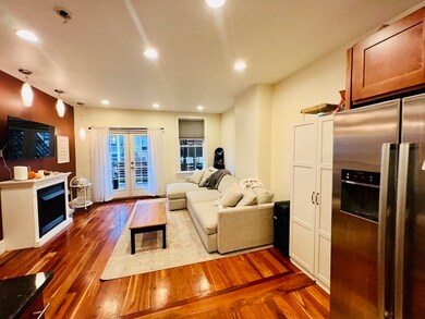 435 W 4th St unit 1, Boston, MA 02127 - photo 4