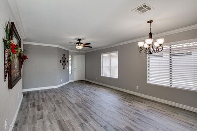 CROWN MOLDING