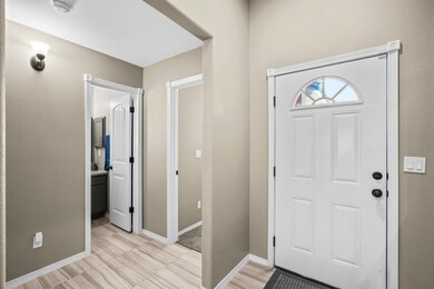 13641 Olney Ave, Horizon City, TX 79928 - photo 4