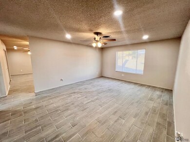 4378 W 15th St, Yuma, AZ 85364 - photo 2