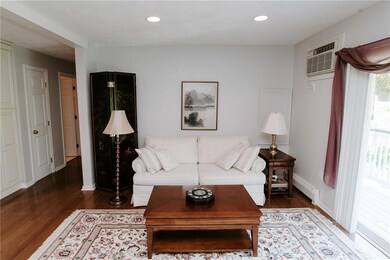 9 Stoneridge Ln unit 20, York, ME 03909 - photo 6