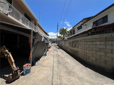 2307 N School St unit A, Honolulu, HI 96819 - photo 4