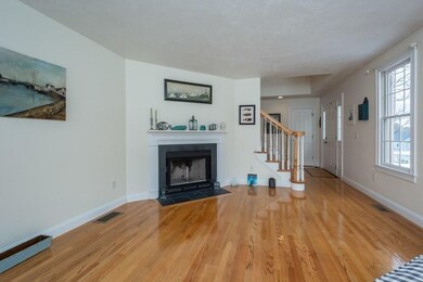 124 South St, Northborough, MA 01532 - photo 4