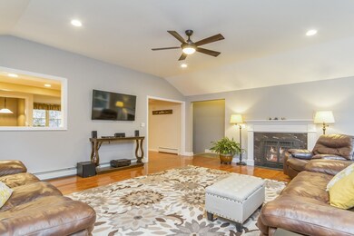 14 Judy Dr, Londonderry, NH 03053 - photo 5