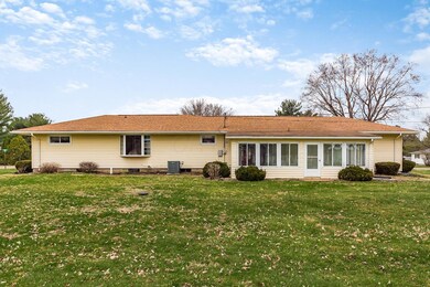 2465 Berne St SE, Lancaster, OH 43130 - photo 4