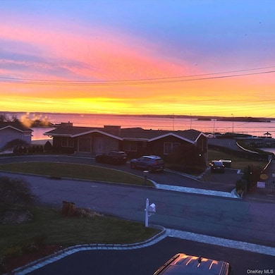 76 Kensington Oval, New Rochelle, NY 10805 - photo 5