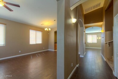 46083 W Meadows Ln_033